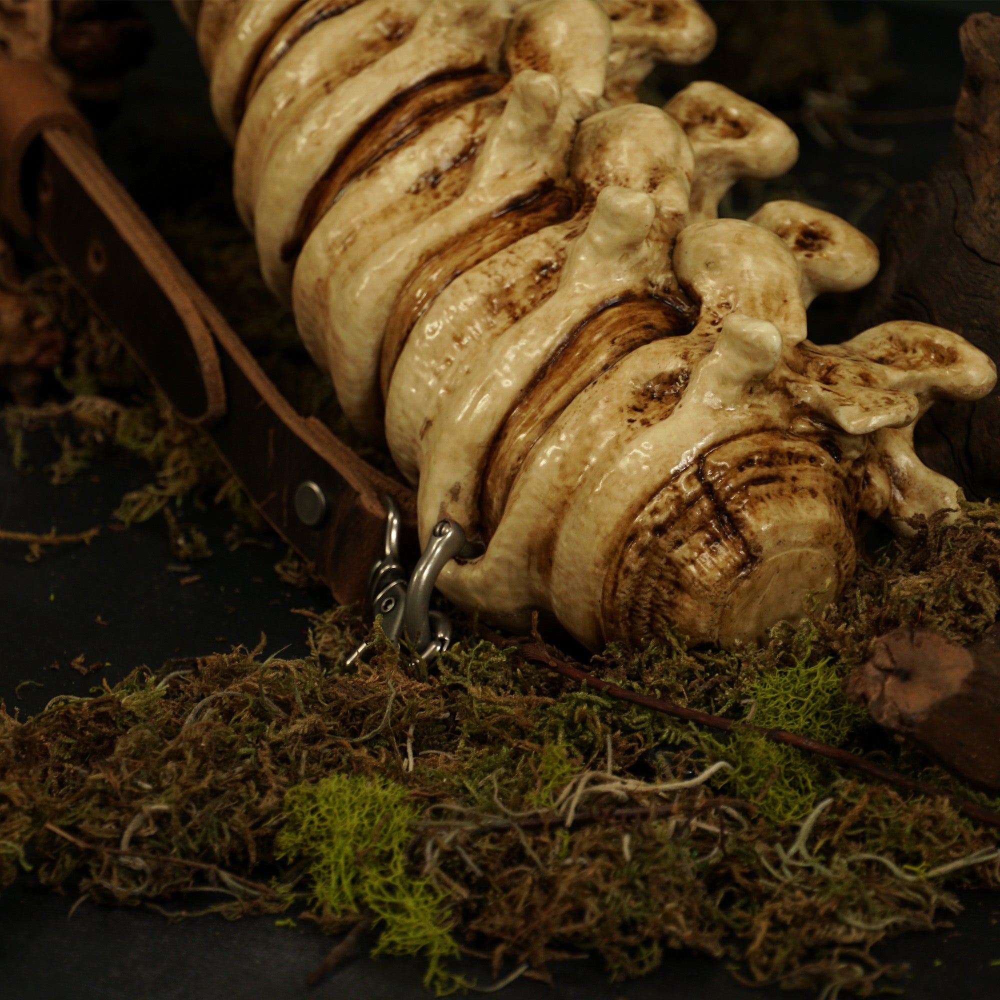 Kethorok Spinal Relic Playmat Vault - Woodland Rot